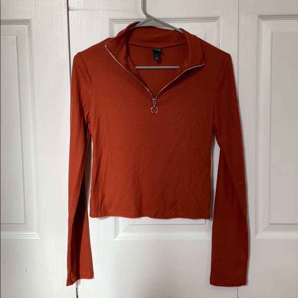 Long sleeve t